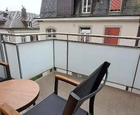 Executive 2 Bd Flat In Center - Hoesch 1 Daire *